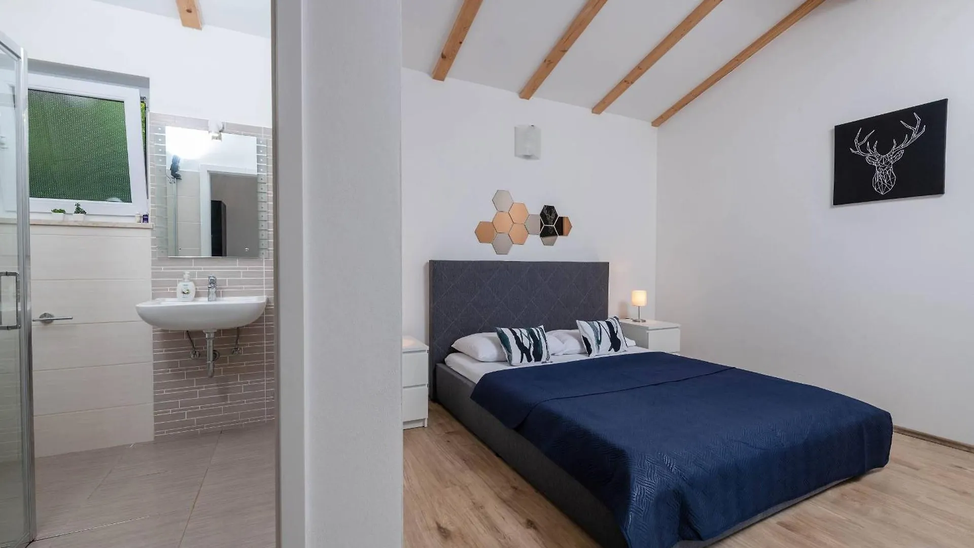 Villa Blaise Manjadvorci 0*,  Croatia