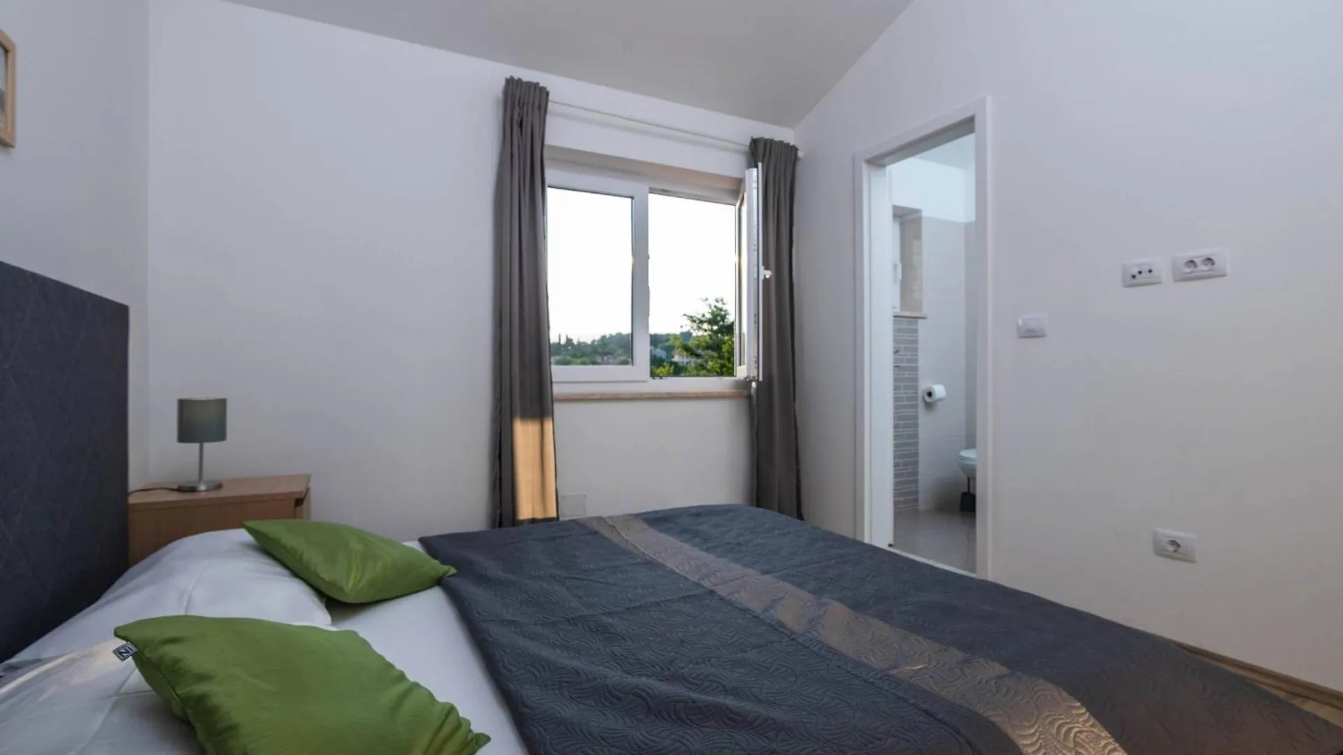Villa Blaise Manjadvorci Holiday home